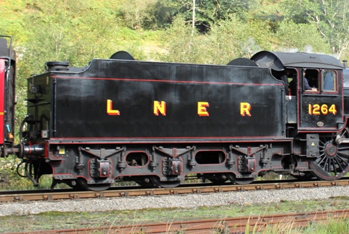 LNER  4254 Group Standard Flat Sided 4200 gallon 