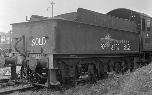 GWR  2143 Churchward 3500 gallon (scrapped) 